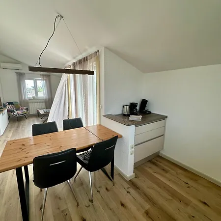 Appartments Majesta 아파트 포레치